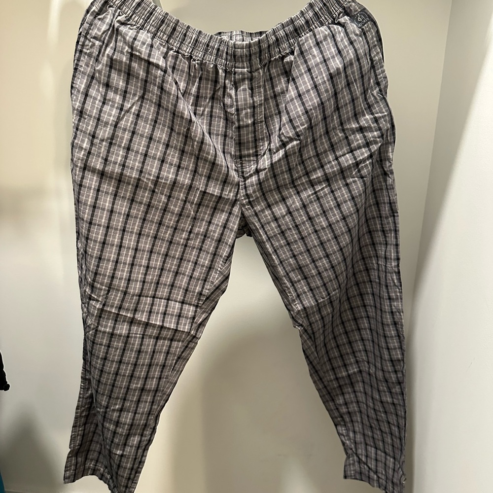 Jockey Men's Black and Gray Plaid Joggers